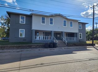 405 W Capps St #D, Fort Worth, TX 76110