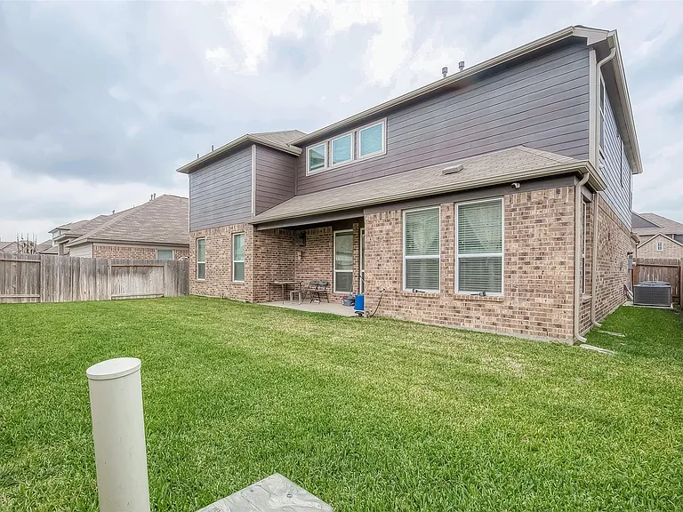 20607 Enrique Dr — Photo 41