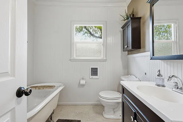 1329 La Loma Dr — Photo 13