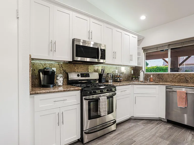 83290 Antigua Dr — Photo 9