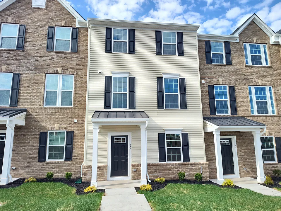 22 Indian Field Ln