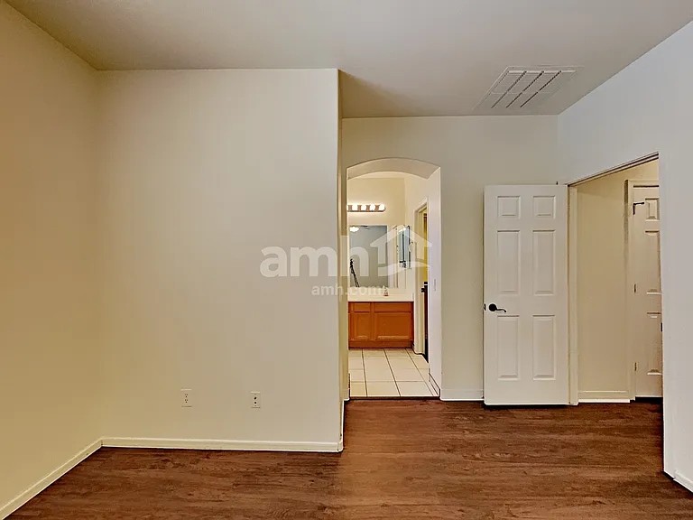 3464 E Packard Dr — Photo 7