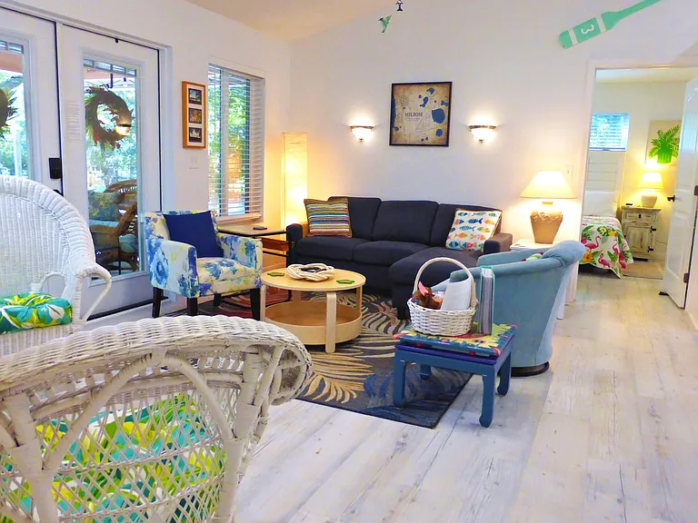 1 Mallard Ln — Photo 9