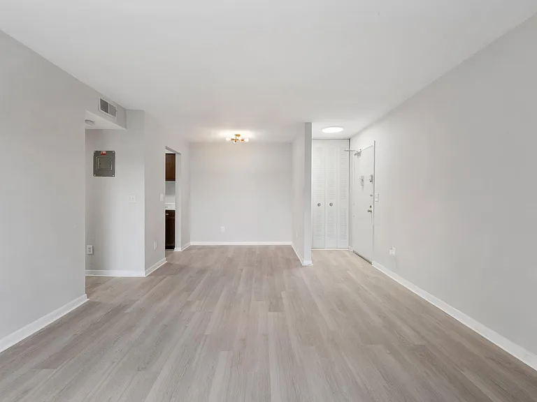 325 Orchard Trace Ln #400-3 — Photo 6