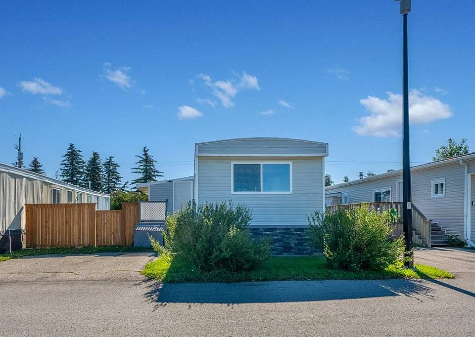 1st image of 232 Polar Ave NE