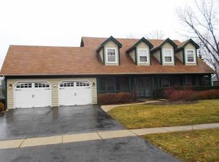 361 West Trl, Grayslake, IL