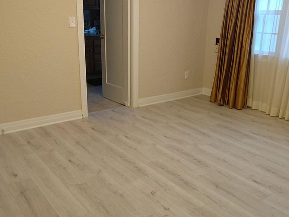 5th image of 713 Cordova Ave