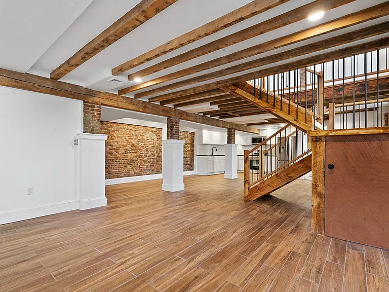112 Gore St #1 — Photo 2