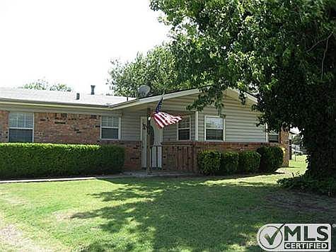 1st image of 662 S Loop Dr