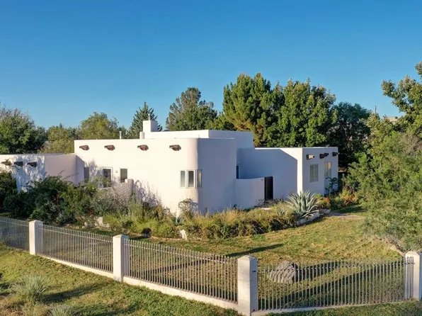 801 W 3rd St, Marfa, TX 79843