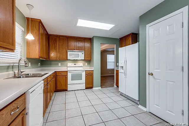 7707 Wexford Holw — Photo 8