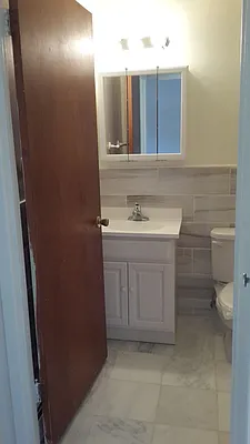 Rented by Aamen Realty | media 41