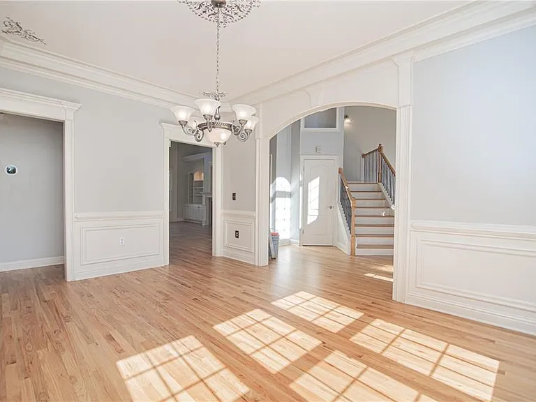 4012 Erin Dr — Photo 10