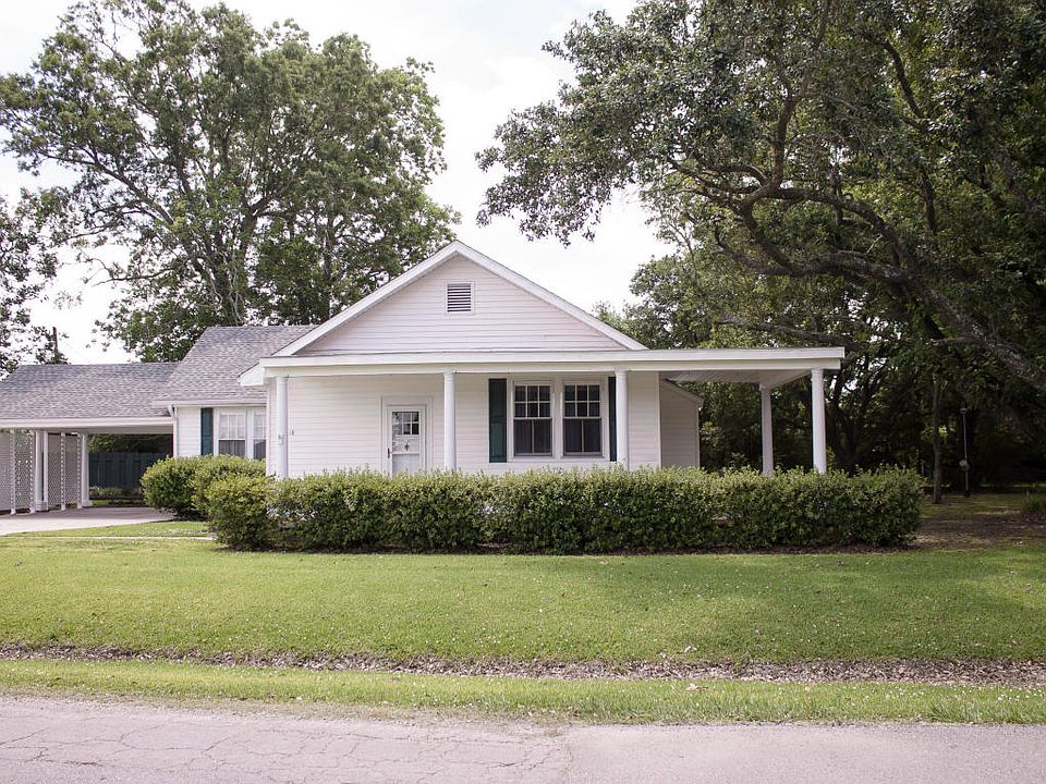 1st image of 2618 Kramer Dr