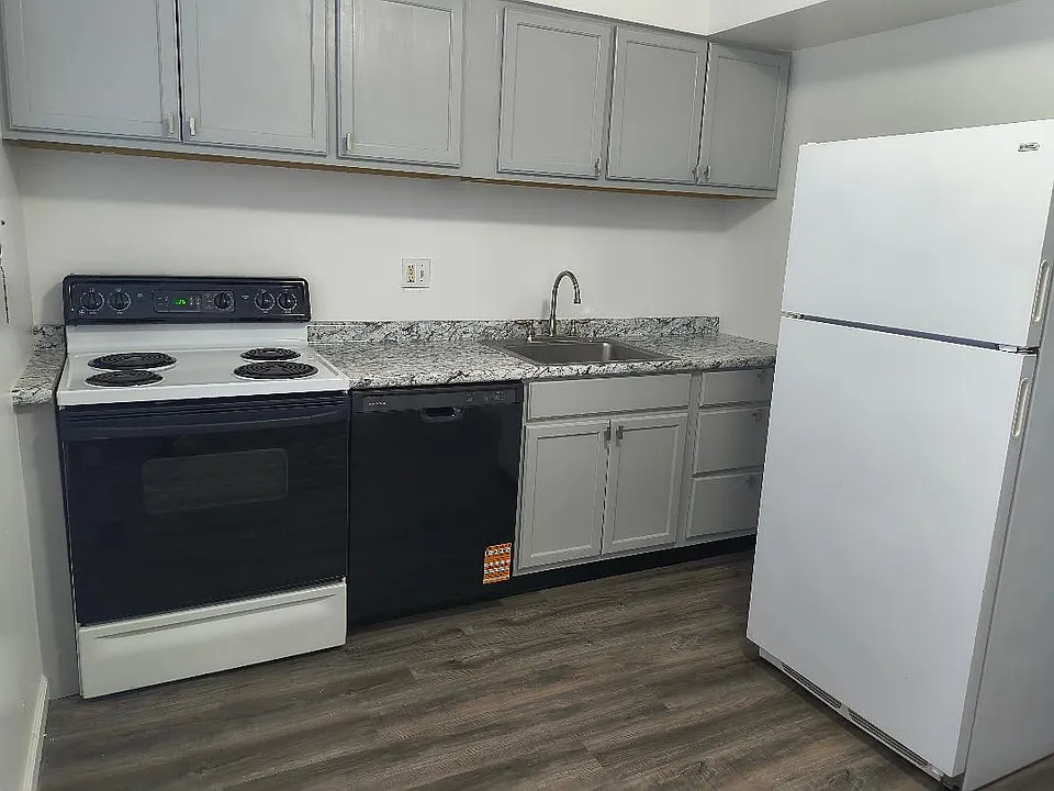 Bruno Garden Apartments
