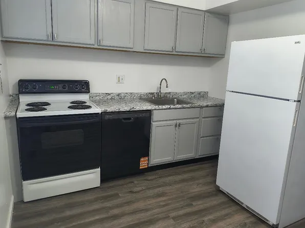 Bruno Garden Apartments, 7778-7784 W Bruno Ave #4, Saint Louis, MO 63117