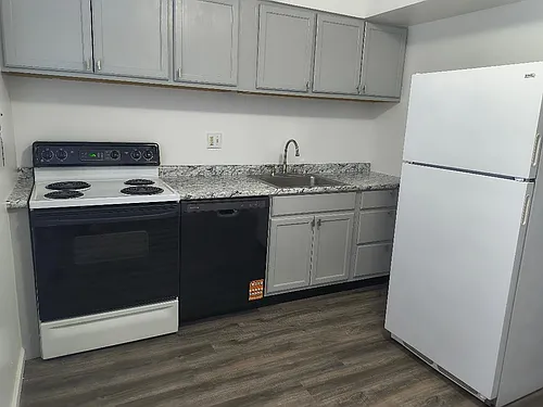 Bruno Garden Apartments Photo 1