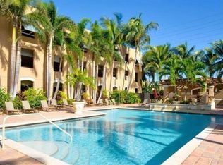 616 Clearwater Park Rd APT 705, West Palm Beach, FL 33401