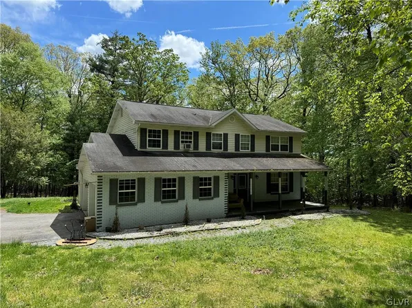 203 Tiger Lily Ln, Saylorsburg, PA 18353