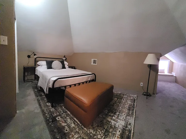 423 W Magnolia Ave #1 — Photo 4