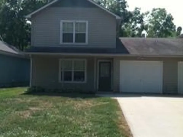 233 Elm St, Baldwin City, KS 66006