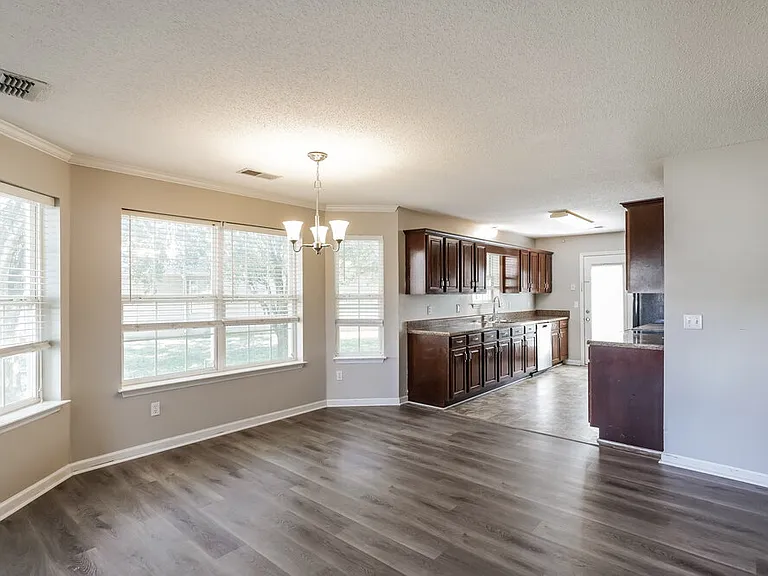 5404 Sunnyvale Dr — Photo 6
