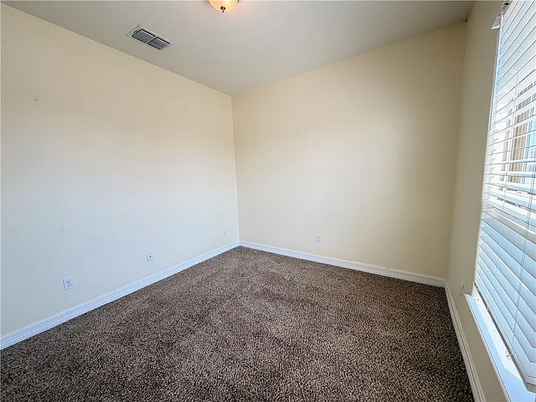 1816 Chesapeake Bay Dr — Photo 34