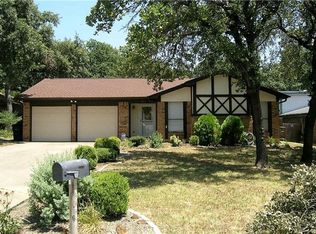1133 Blue Carriage Ln N, Fort Worth, TX 76120