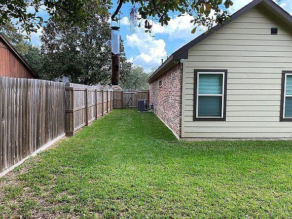 4th image of 248 Freeman Blvd