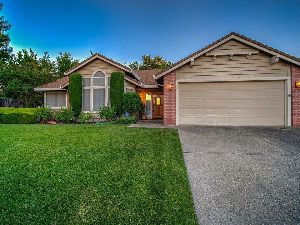 1st image of 605 Serene Ct