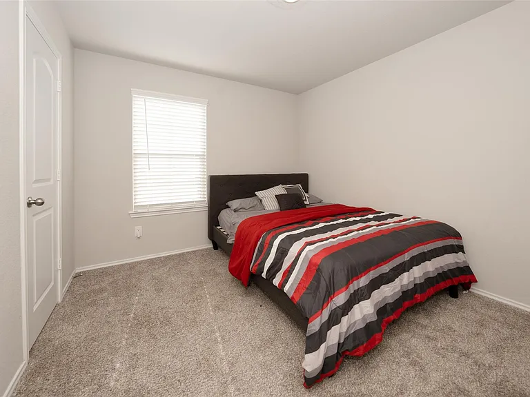20818 Edmeston Way — Photo 28