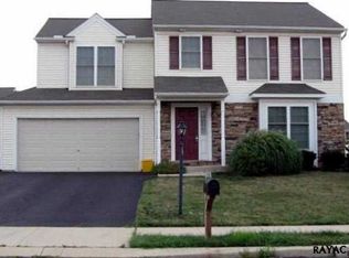 105 Taylor Dr, York, PA 17404