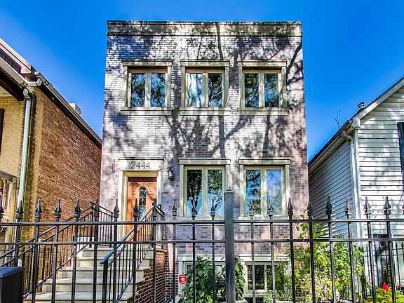 2nd image of 2444 W Carmen Ave