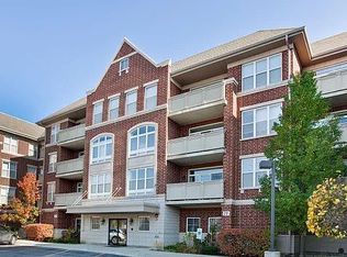 77 N Quentin Rd Unit 202, Palatine, IL 60067