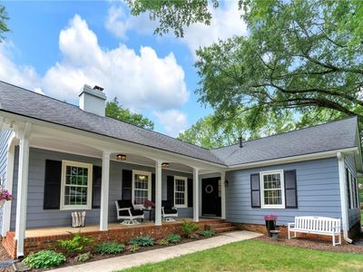 1909 Dickens Dr, Greensboro, NC, 27410
