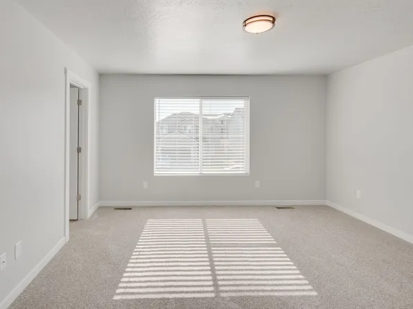 322 S Echo Canyon Ave, Meridian, ID 83642