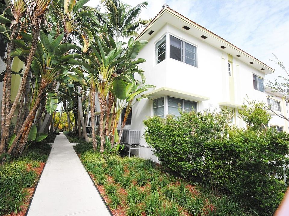 1st image of 1007 Bay Dr #14