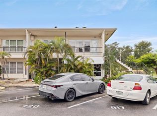 4154 56th St N APT 820, Kenneth City, FL 33709