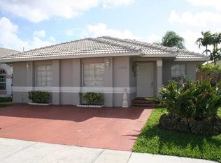 15948 SW 81st Ter, Miami, FL 33193