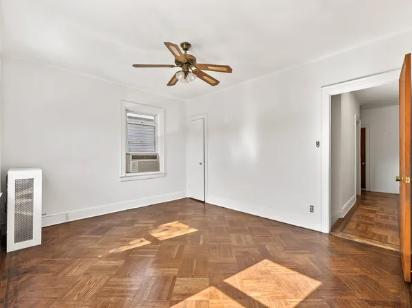 2229 East 38th Street image 21 of 33