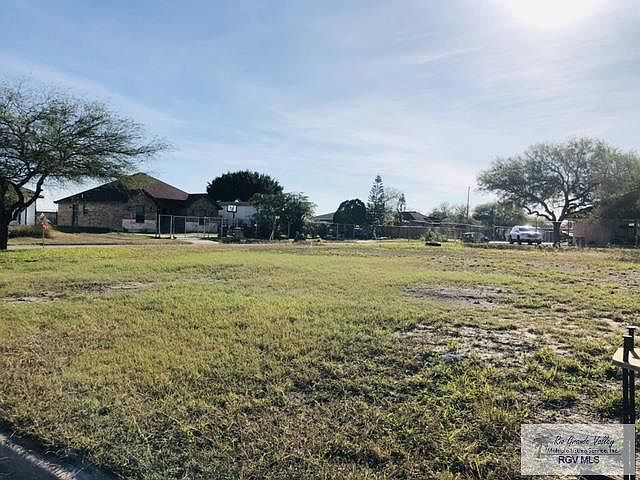 1st image of 7023 Los Lobos Dr