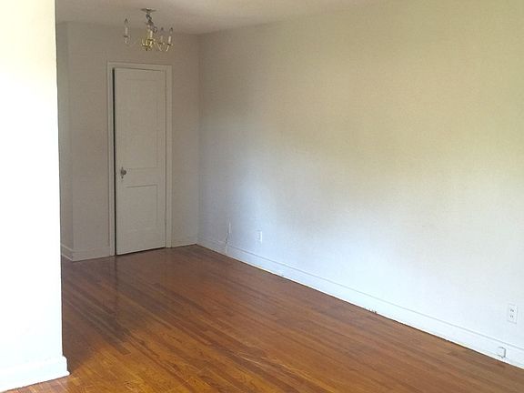3rd image of 5720 Washington Blvd APT 7