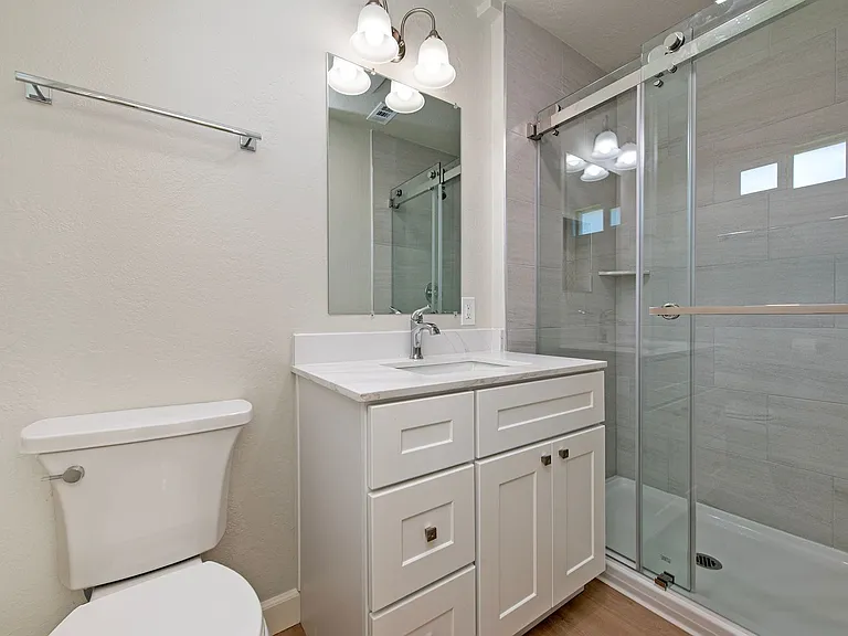 1529 Elmar Way — Photo 16