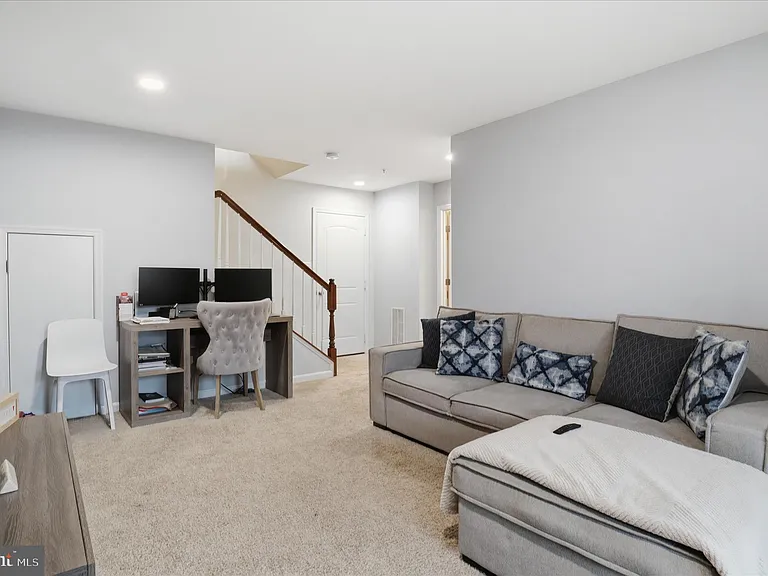 4719 Cambria Rd — Photo 27
