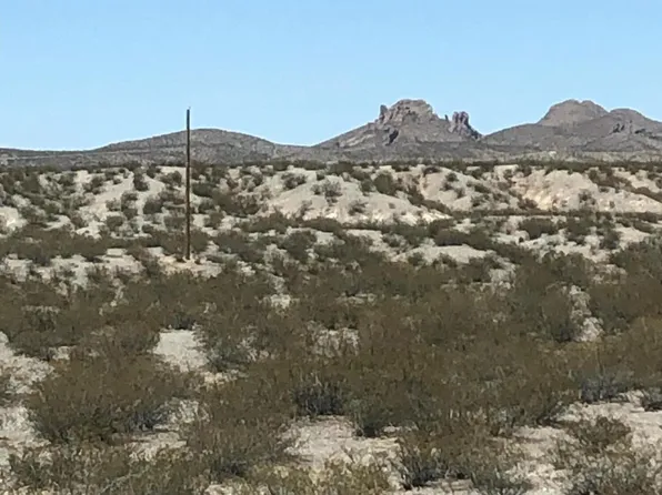 1885 Eclipse Rd, Las Cruces, NM 88012