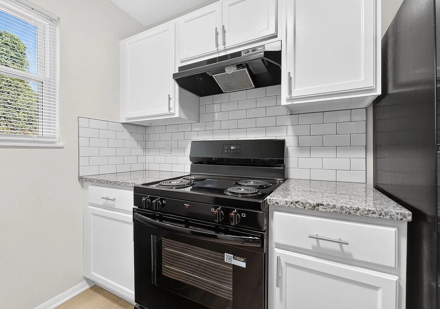 Updated 3 Bedroom Ranch - Available Now! — Photo 3
