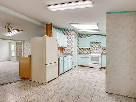 2nd image of 16105 285th Street Ct E