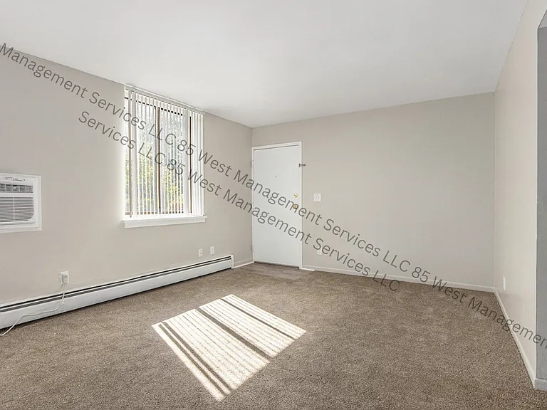 120 Leonard St NE #11 — Photo 7
