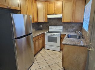 601 E 7th St APT C103, Gilroy, CA 95020
