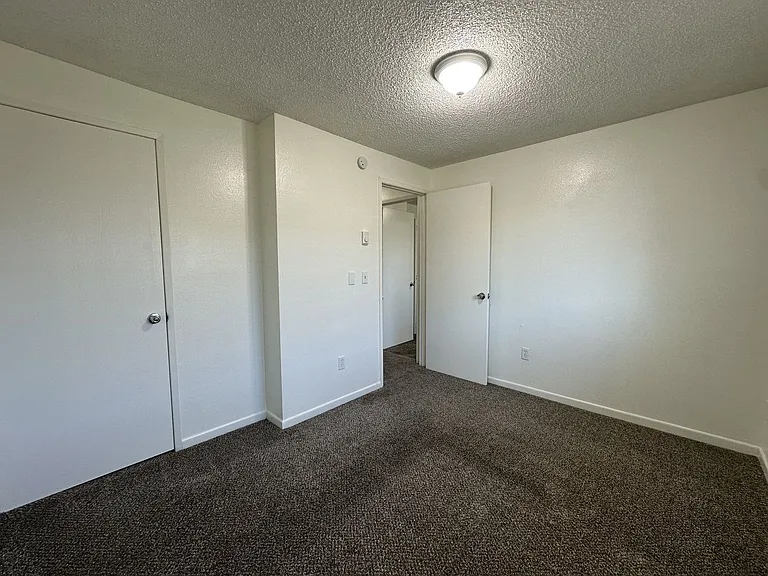 6330 N Crestline St #6336-N — Photo 8